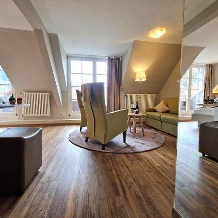 Hotel-Gasthaus Goldener Engel Glottertal Buitenkant foto